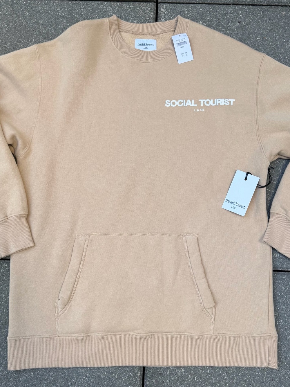 Social Tourist Oversized Kangaroo Pocket Crewneck Sweatshirt Tan S NWT